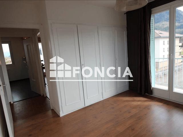Appartement à louer, 55m², Saint-Pierre-en-Faucigny
