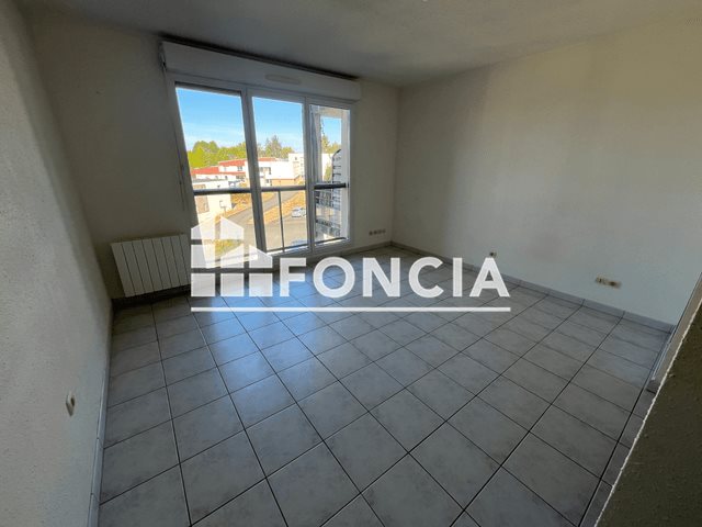 Appartement à louer, 25m², Saint-Georges-des-Groseillers