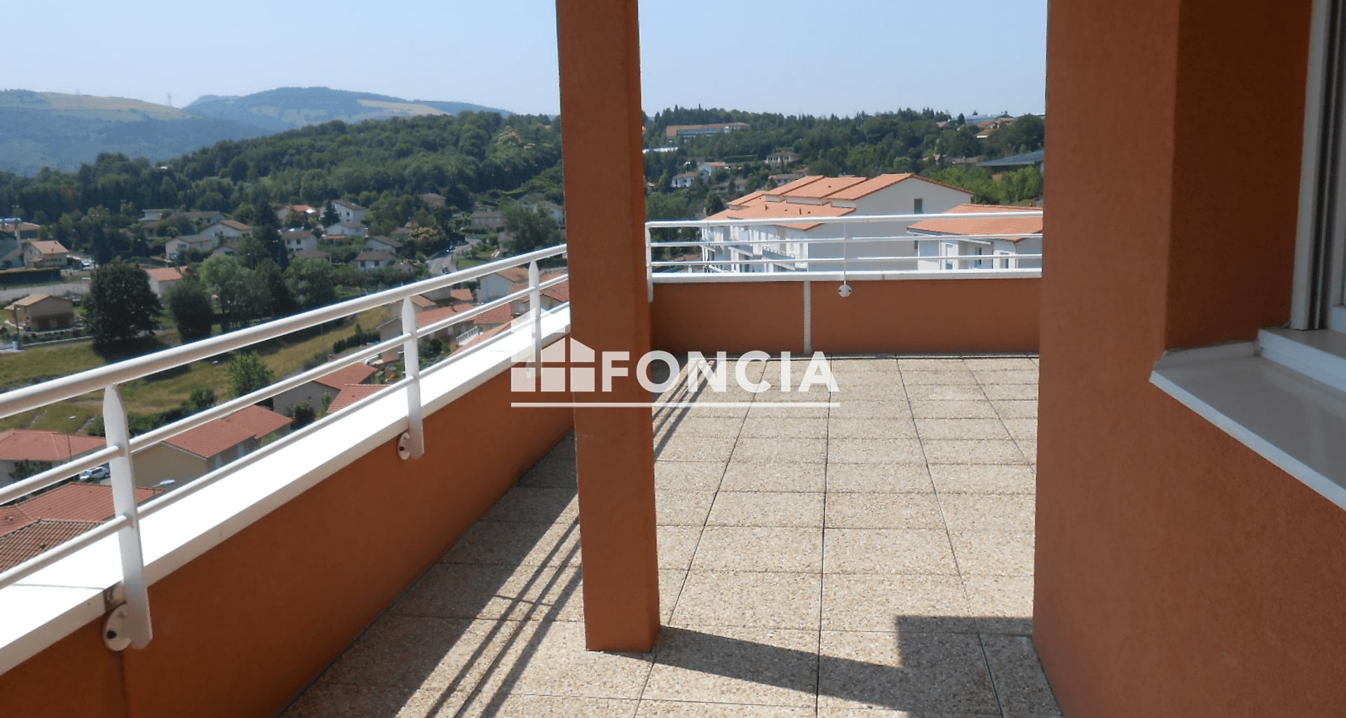 Appartement à louer, 109m², Saint-Jean-Bonnefonds