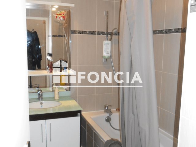 Appartement à louer, 70m², Lille