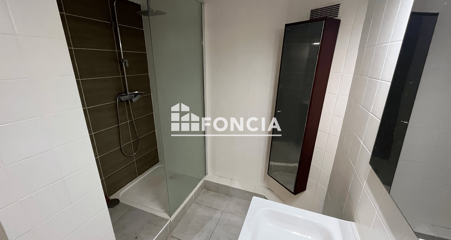 Appartement à louer, 68m², Nîmes