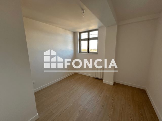 Appartement à louer, 66m², Armentières