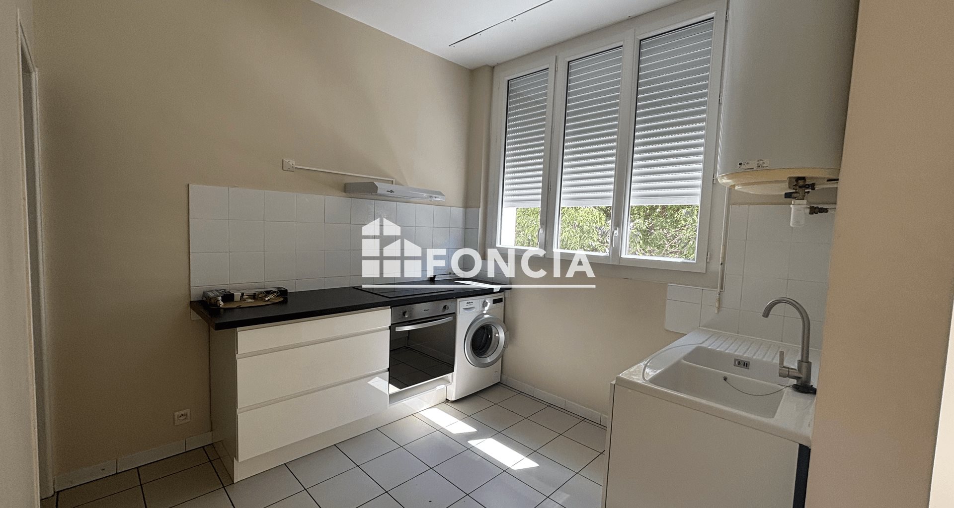 Appartement à louer, 28m², Donzère