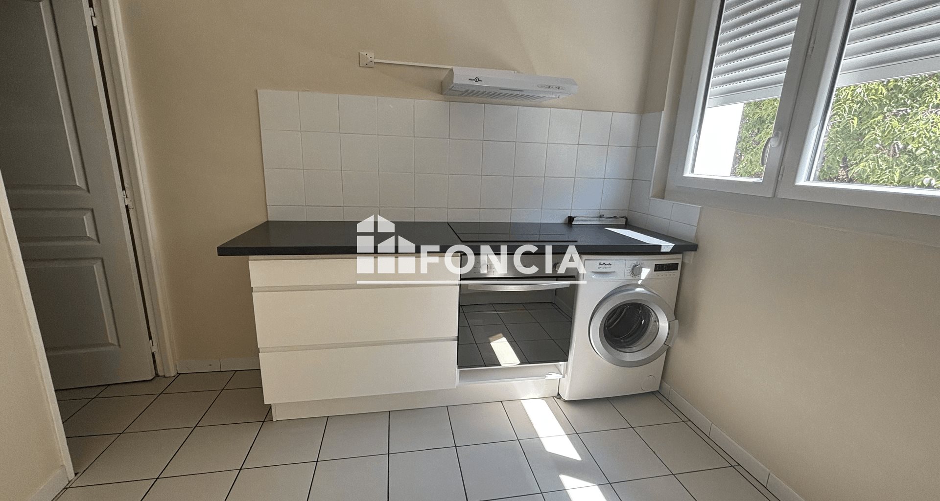 Appartement à louer, 28m², Donzère