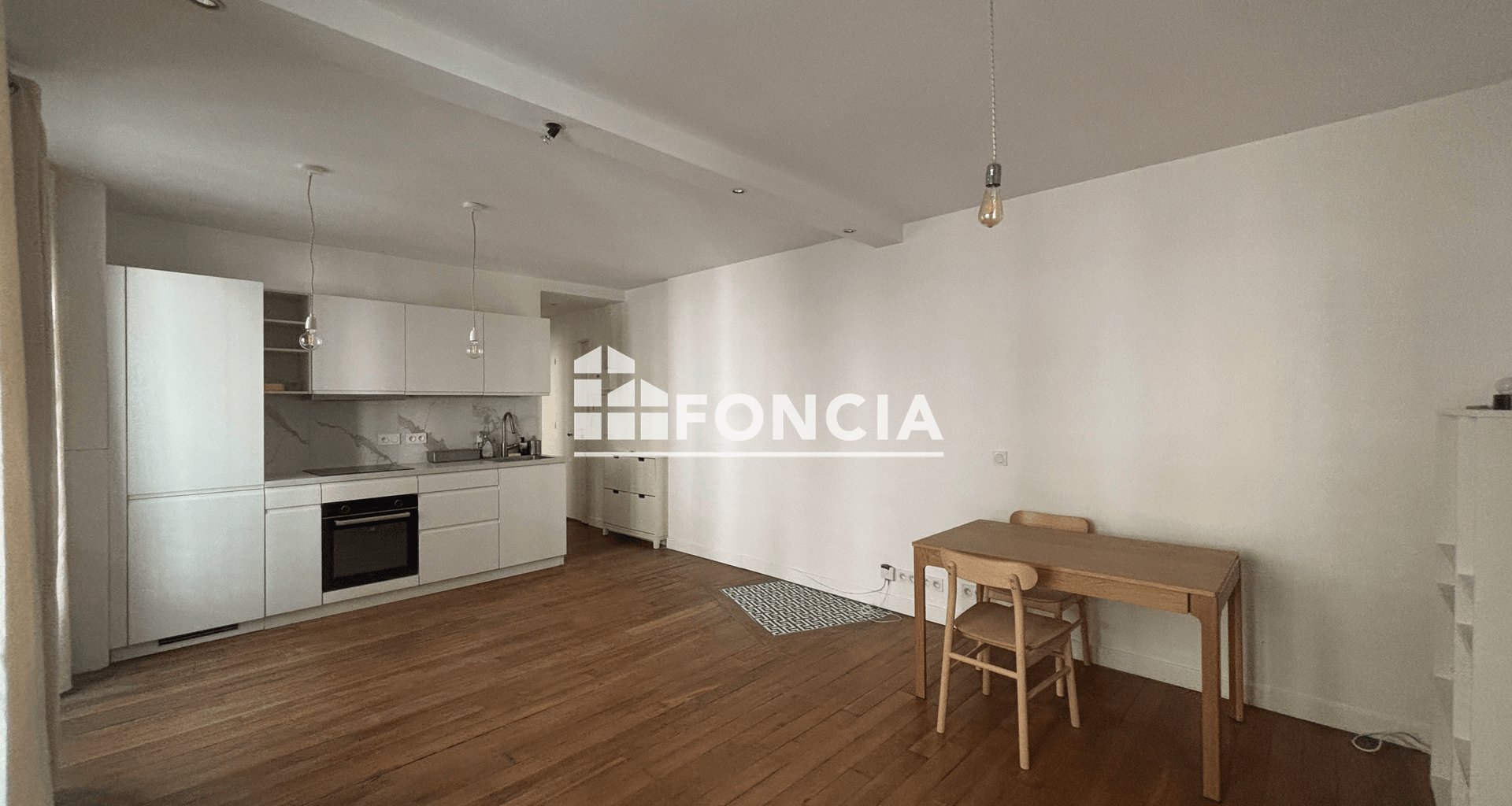 Appartement à louer, 45m², Paris 19ème