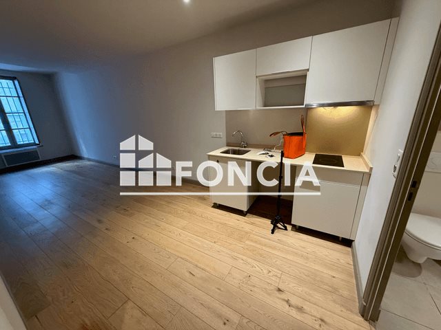 Appartement à louer, 30m², Arles