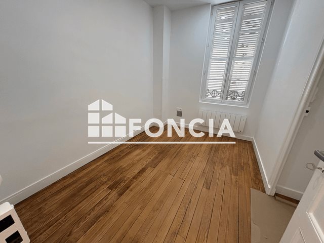 Maison à louer, 45m², Saintes