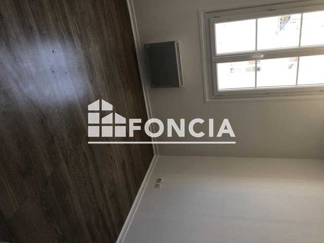 Appartement à louer, 42m², Rochefort