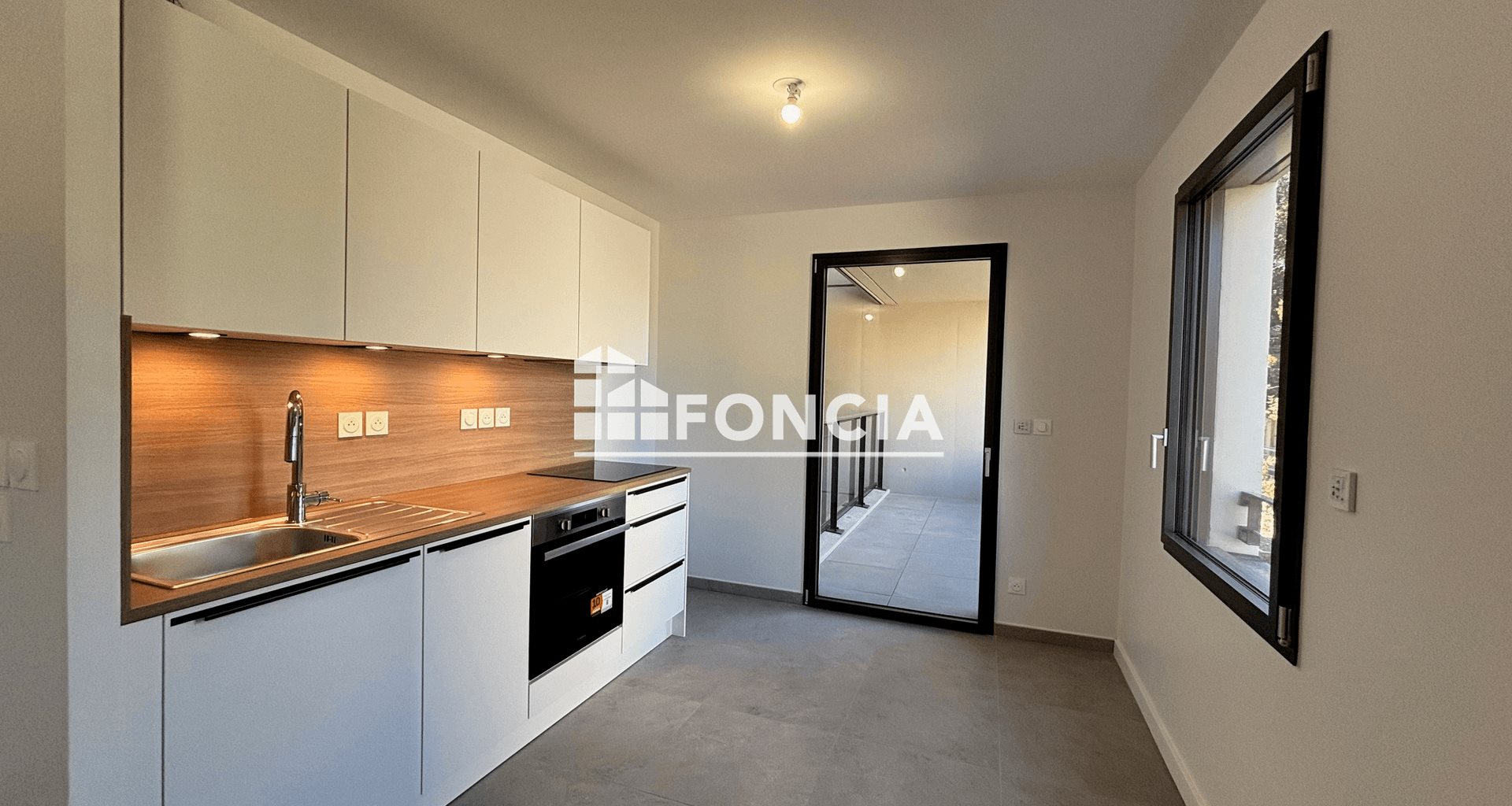 Appartement à louer, 58m², Ecully