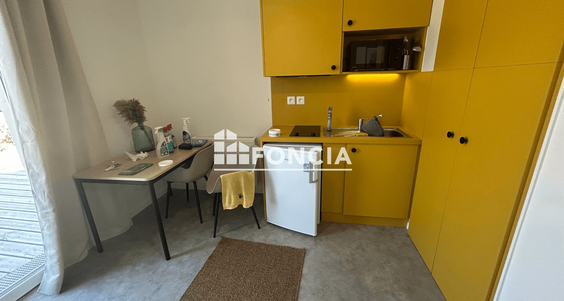 Appartement à louer, 19m², Saint-Priest