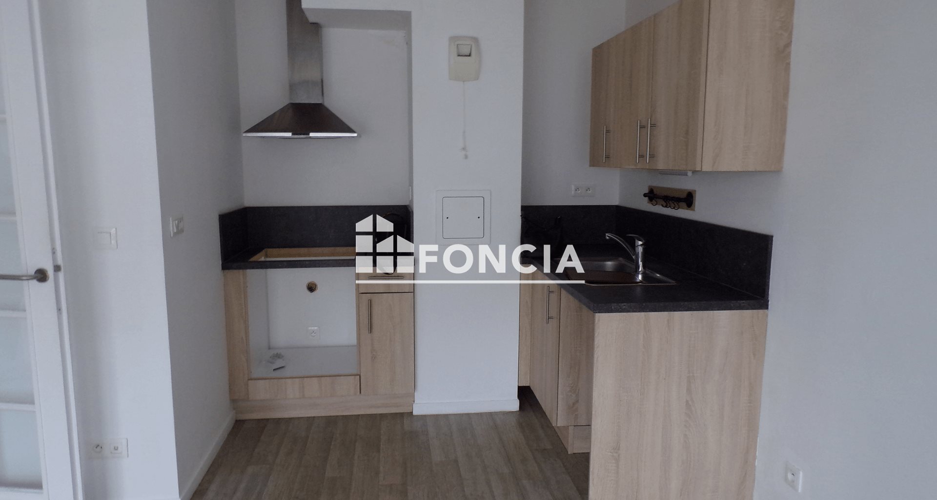 Appartement à louer, 44m², Oissery