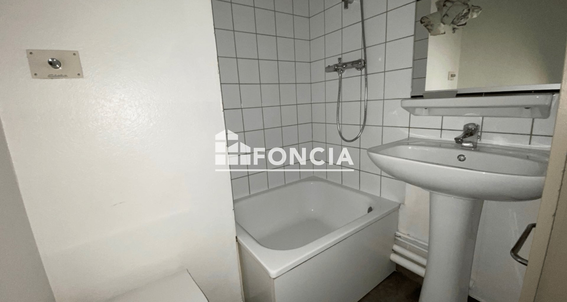 Appartement à louer, 19m², Cergy