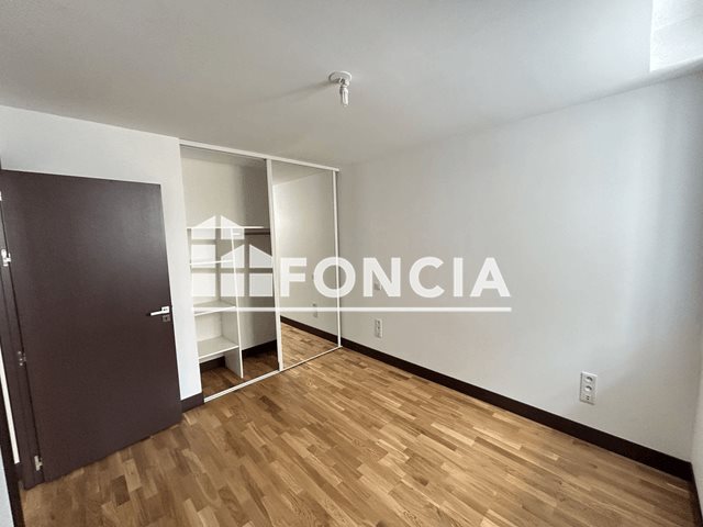 Appartement à louer, 47m², Rochefort