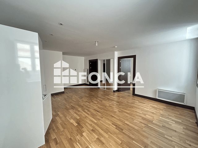 Appartement à louer, 47m², Rochefort