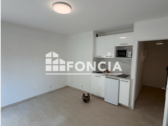 Appartement à louer, 24m², Marseille 8ème