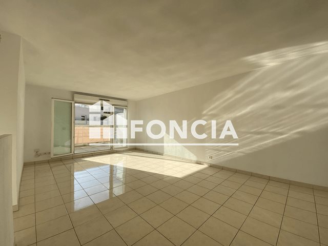 Appartement à louer, 53m², Antibes