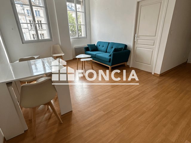 Appartement à louer, 51m², Niort
