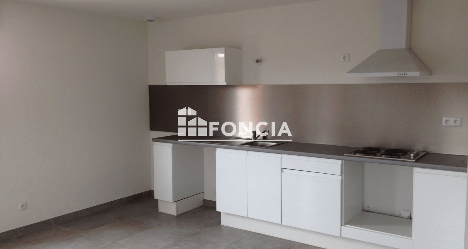 Maison à louer, 81m², Roanne