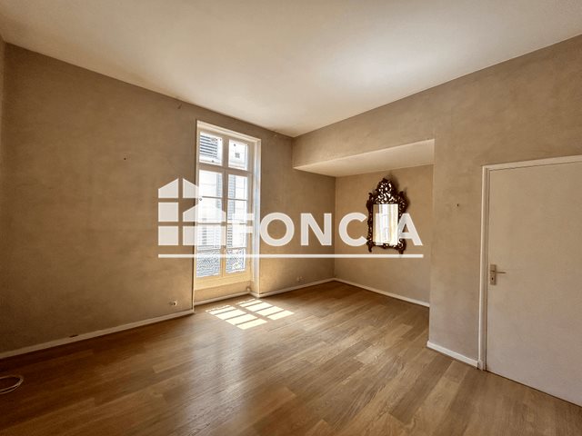 Appartement à louer, 103m², Nîmes