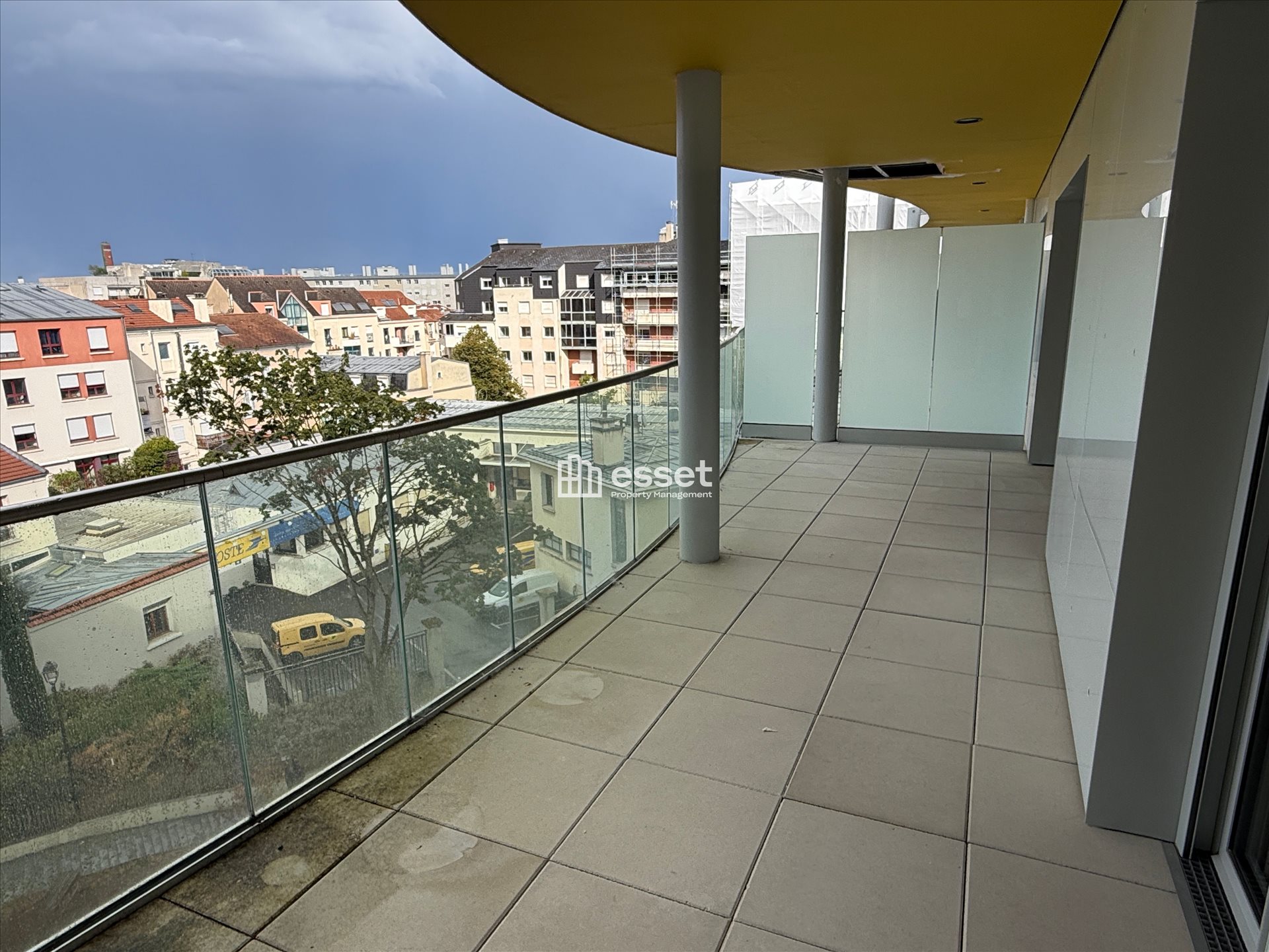 Appartement à louer, 96m², Suresnes