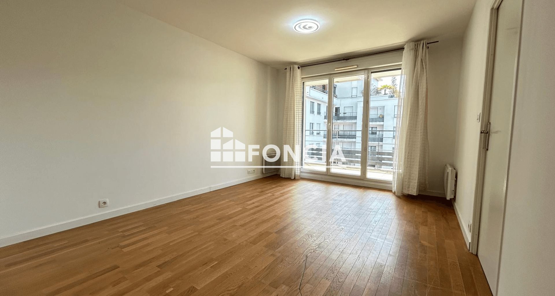 Appartement à louer, 76m², Issy-les-Moulineaux