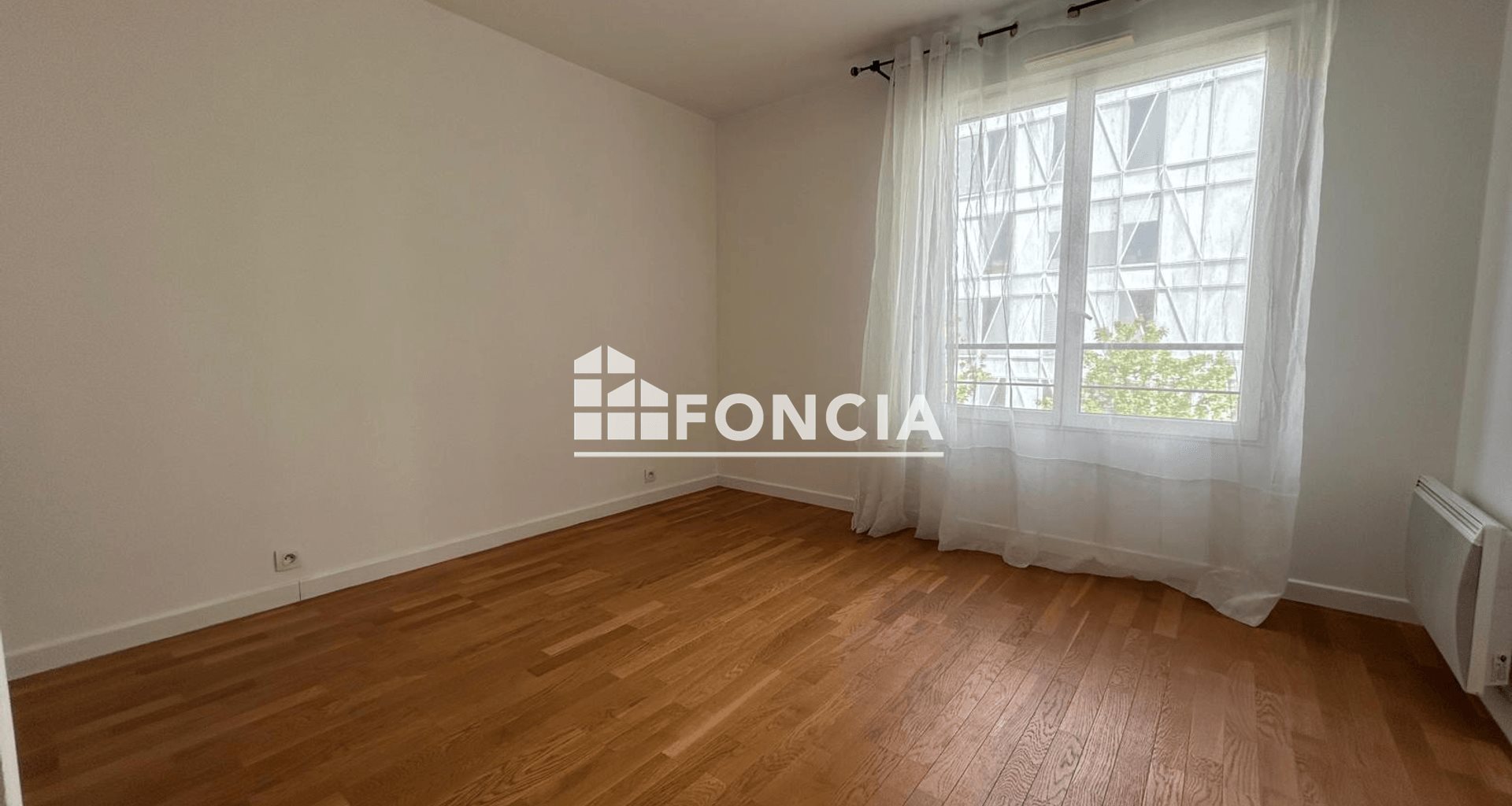 Appartement à louer, 76m², Issy-les-Moulineaux