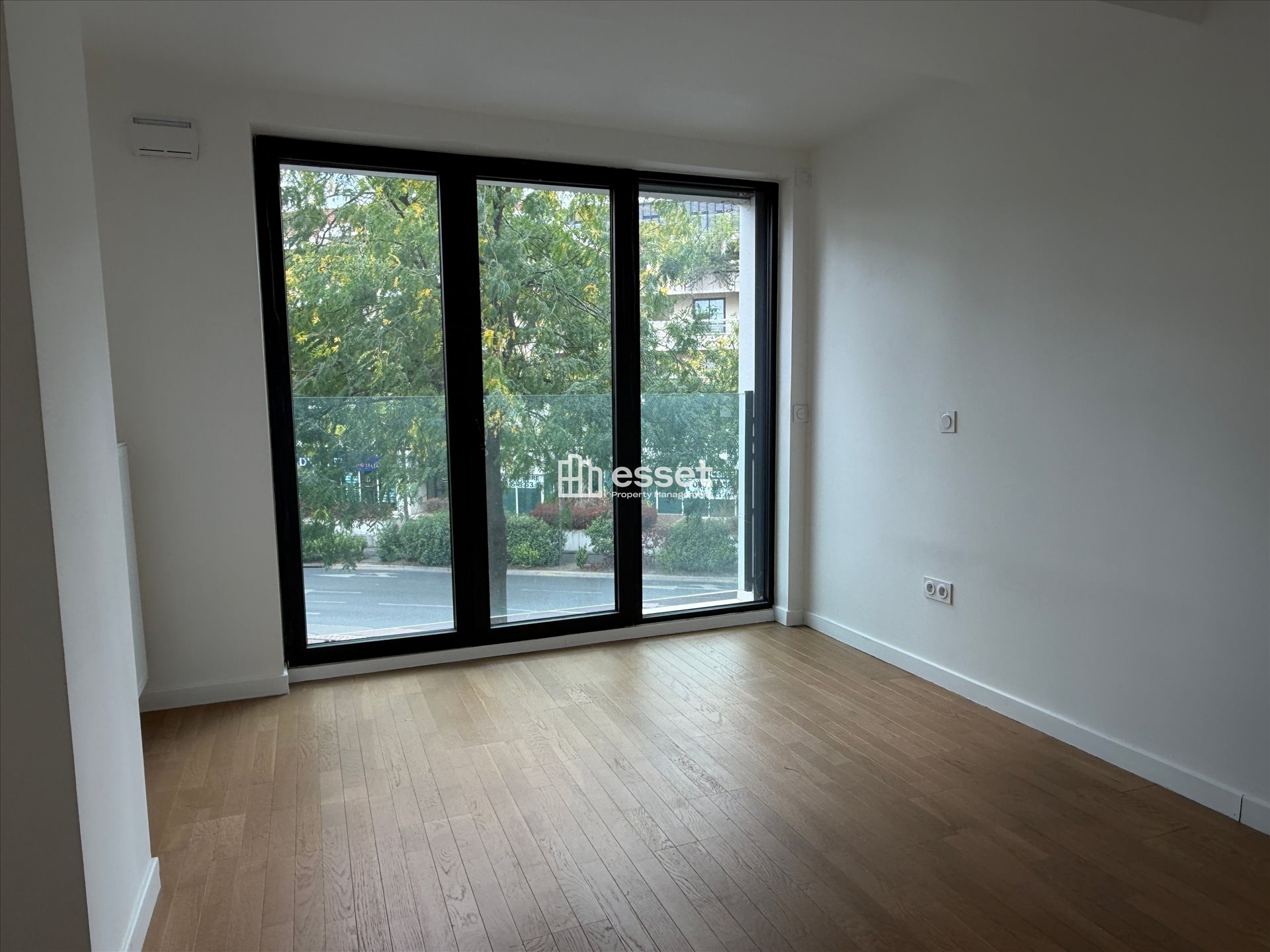 Appartement à louer, 39m², Suresnes