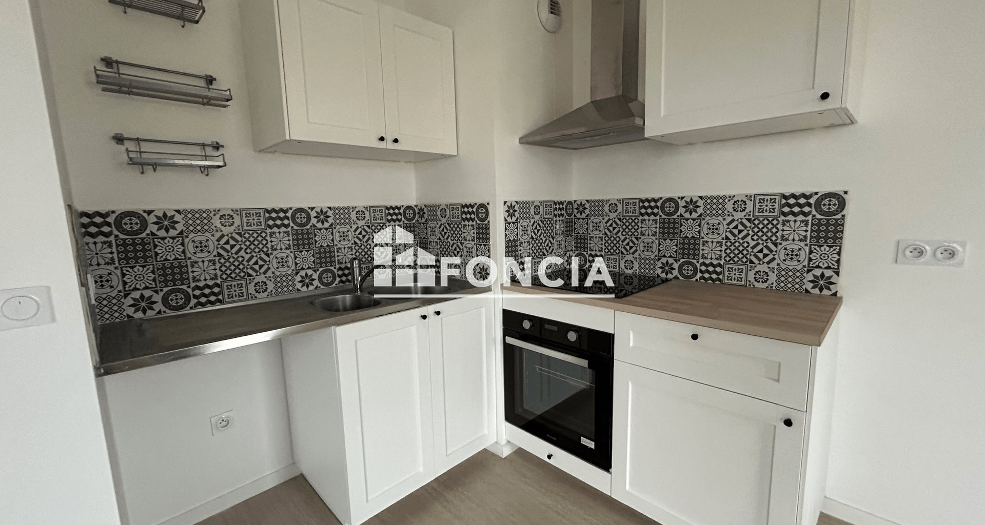 Appartement à louer, 38m², Vert-Saint-Denis