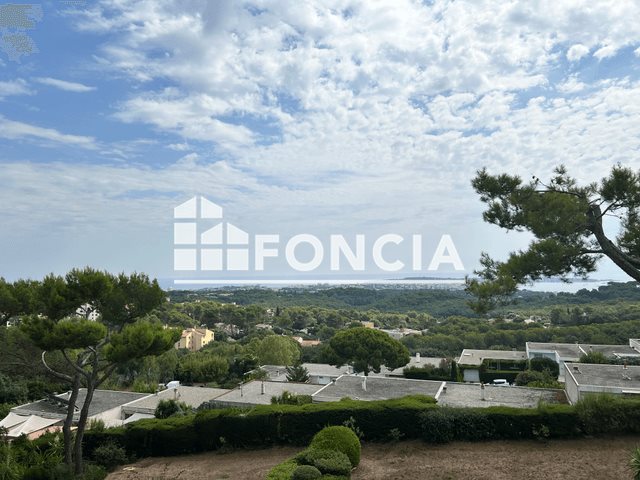 Appartement à louer, 63m², Vallauris