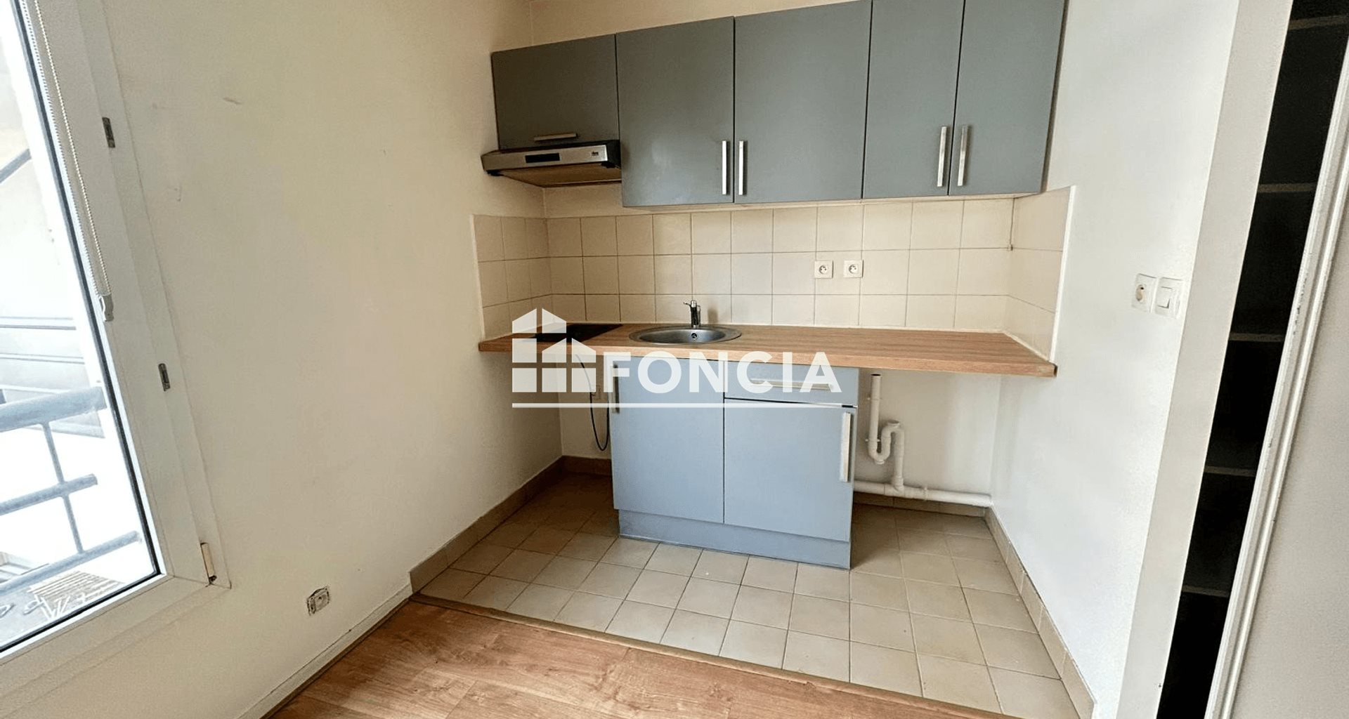 Appartement à louer, 29m², Châtillon