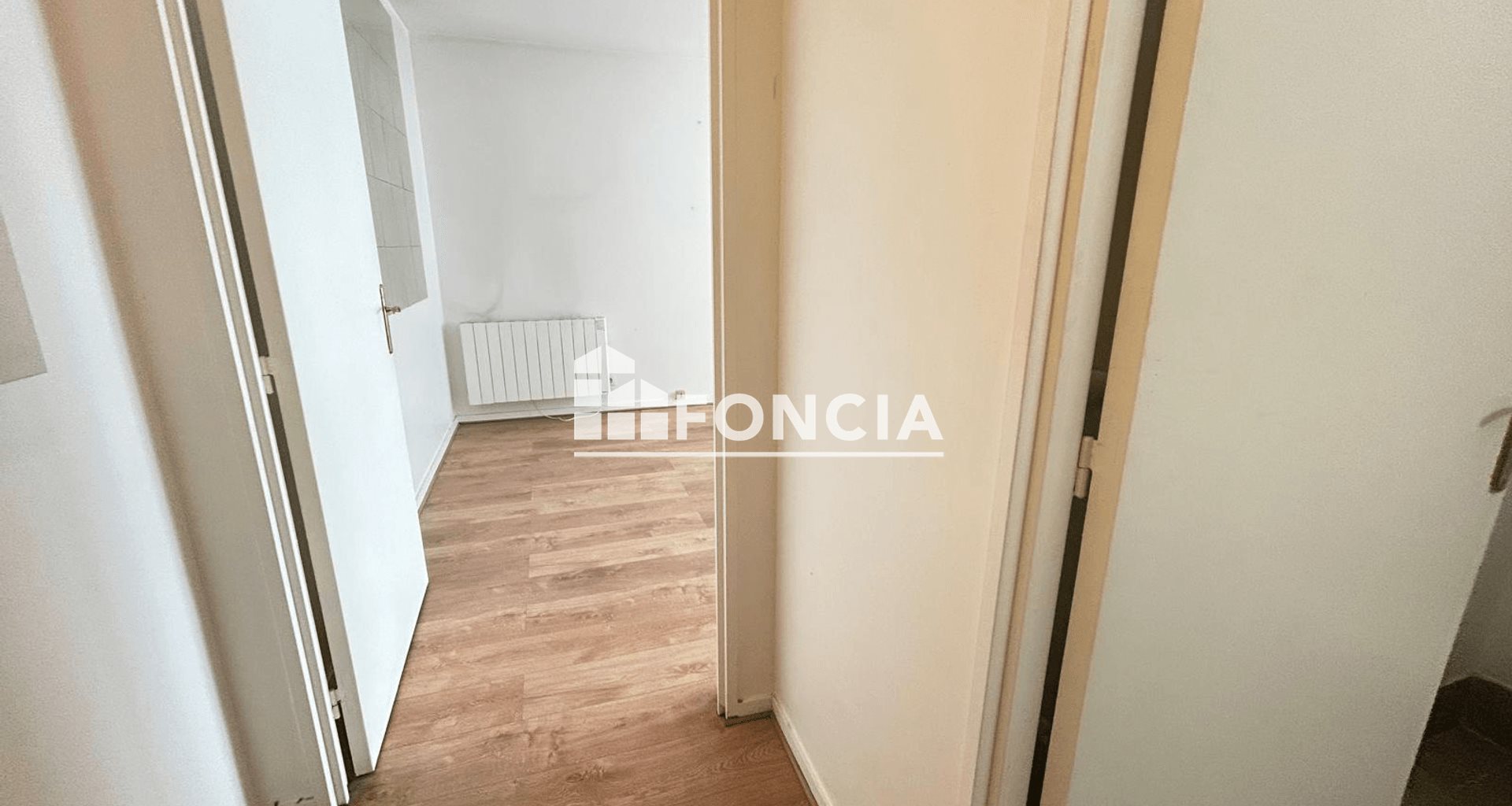 Appartement à louer, 29m², Châtillon