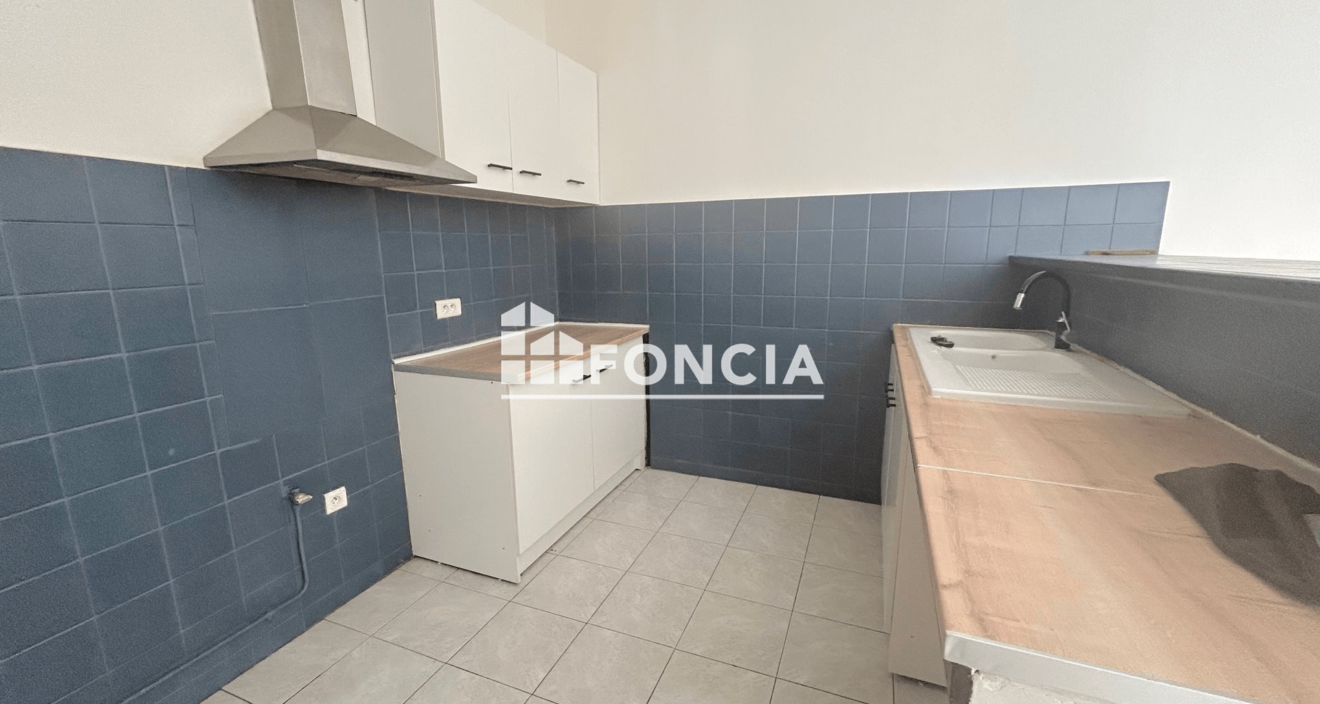 Appartement à louer, 74m², Orange