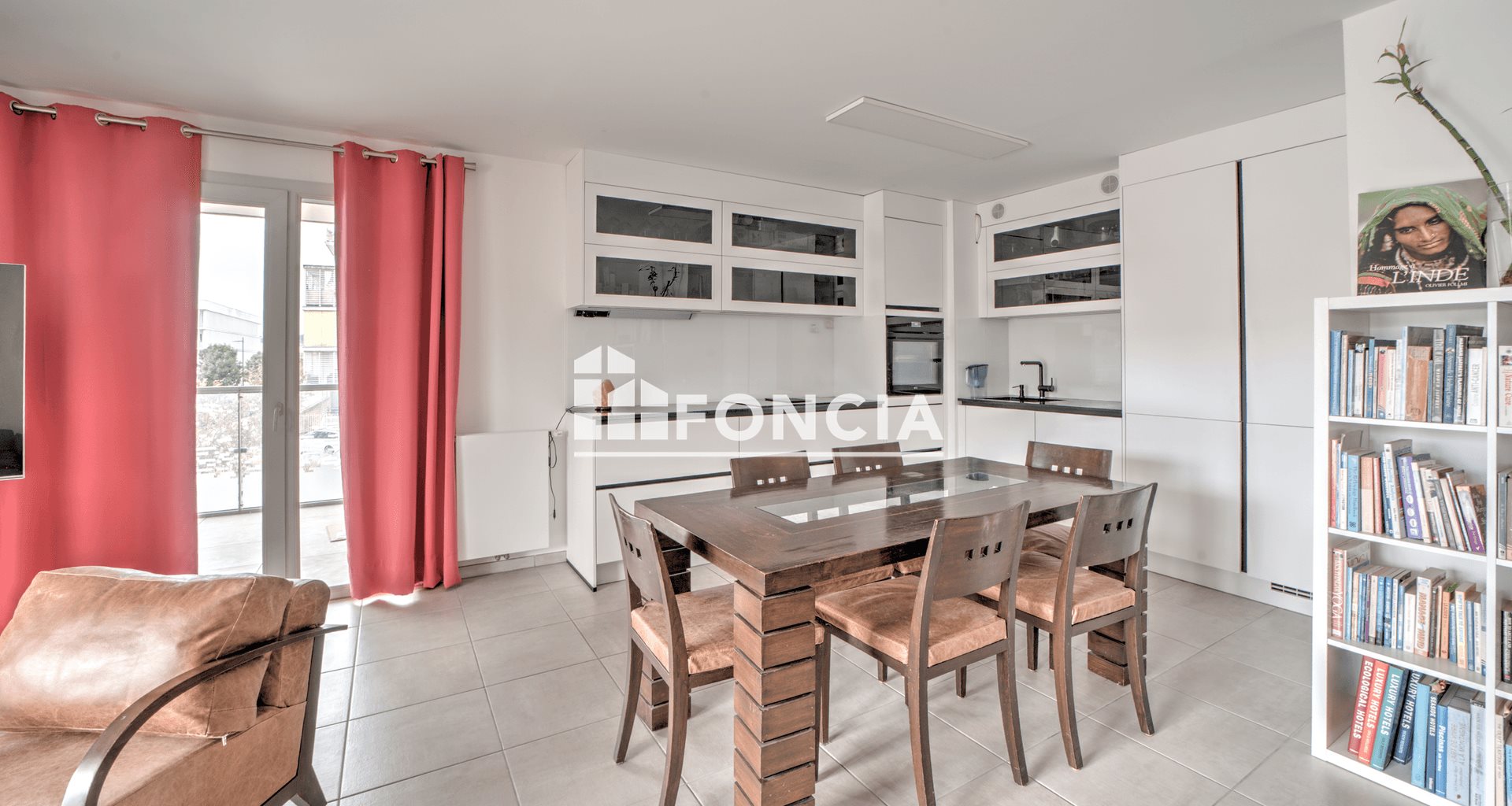 Appartement à vendre, 73m², Saint-Genis-Pouilly