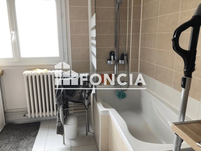 Appartement à louer, 71m², Évreux