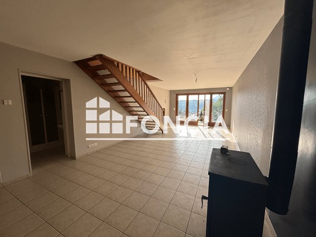 Appartement à louer, 131m², Arbusigny