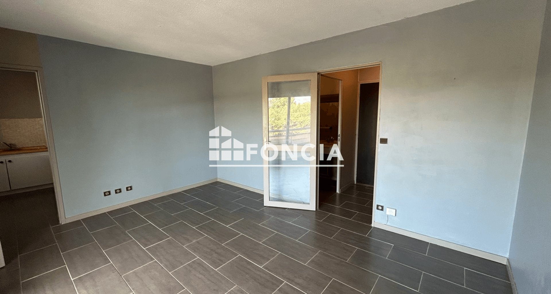 Appartement à louer, 28m², Talence