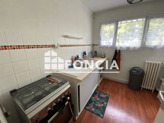 Appartement à louer, 61m², Talence