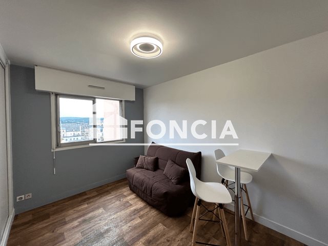 Appartement à louer, 16m², Charleville-Mézières