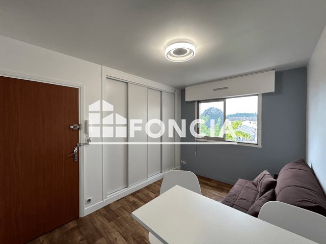 Appartement à louer, 16m², Charleville-Mézières