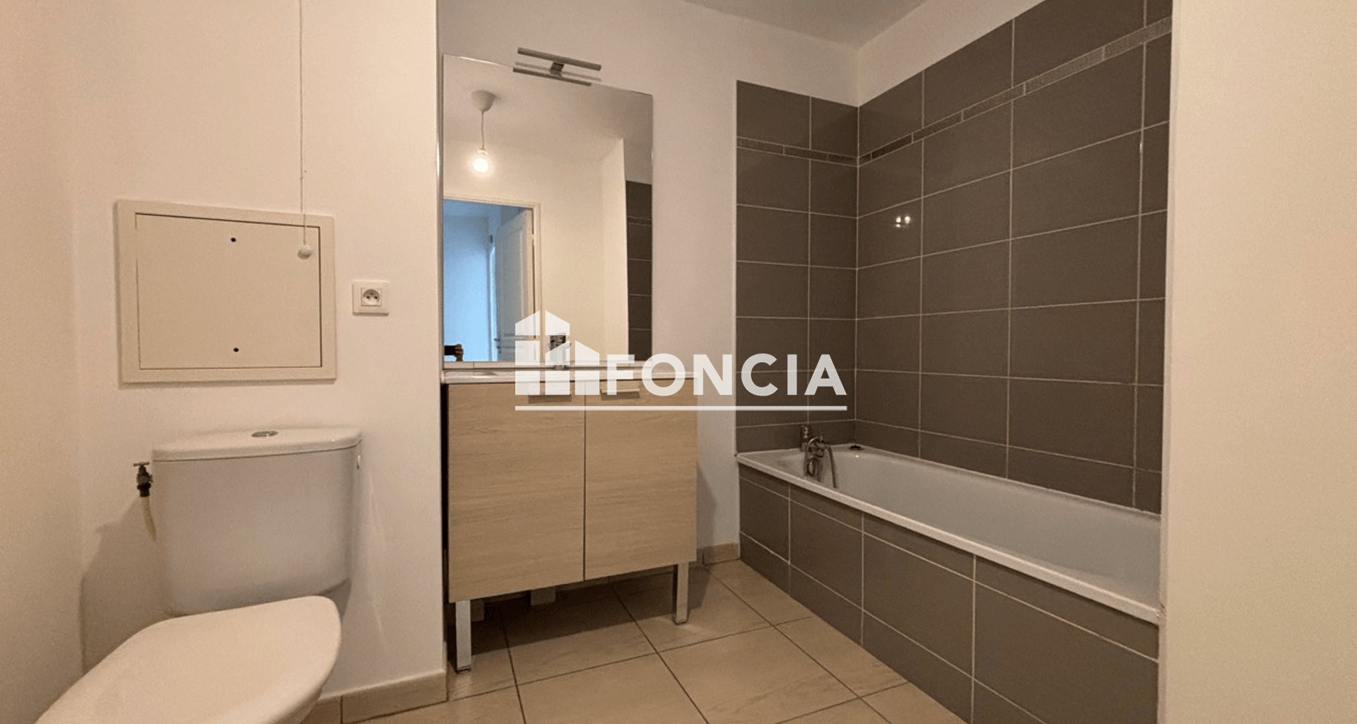 Appartement à louer, 37m², Chassieu