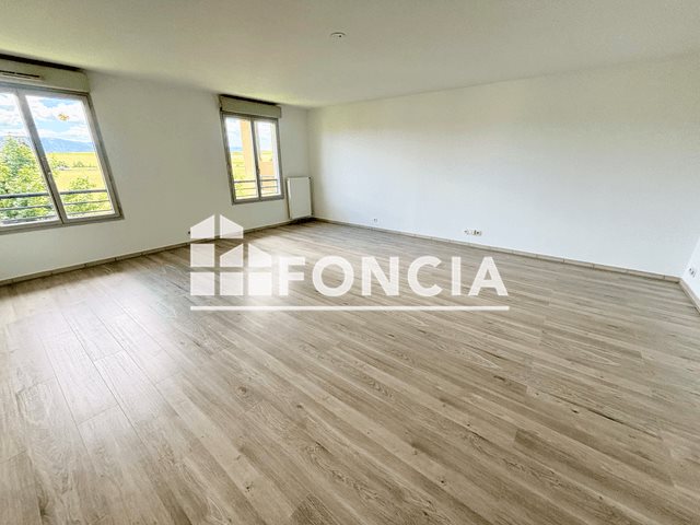 Appartement à louer, 121m², Saint-Genis-Pouilly