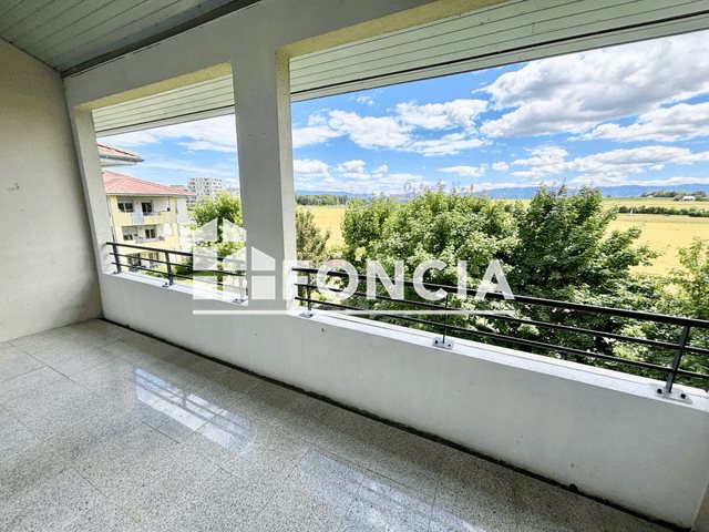 Appartement à louer, 121m², Saint-Genis-Pouilly