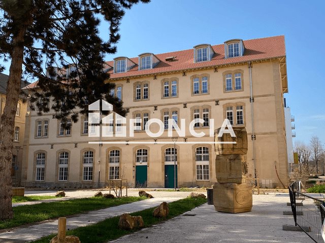 Appartement à louer, 19m², Metz