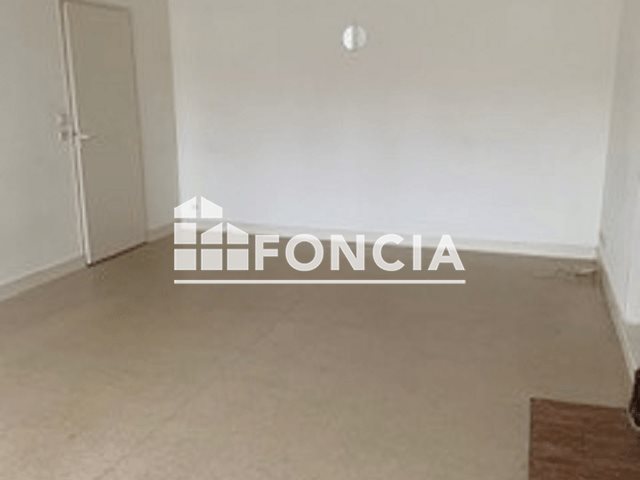 Appartement à louer, 85m², Marthon