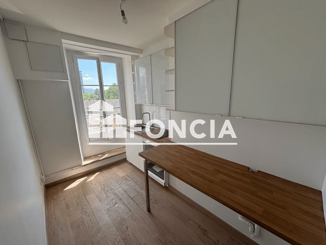 Appartement à louer, 47m², Grenoble