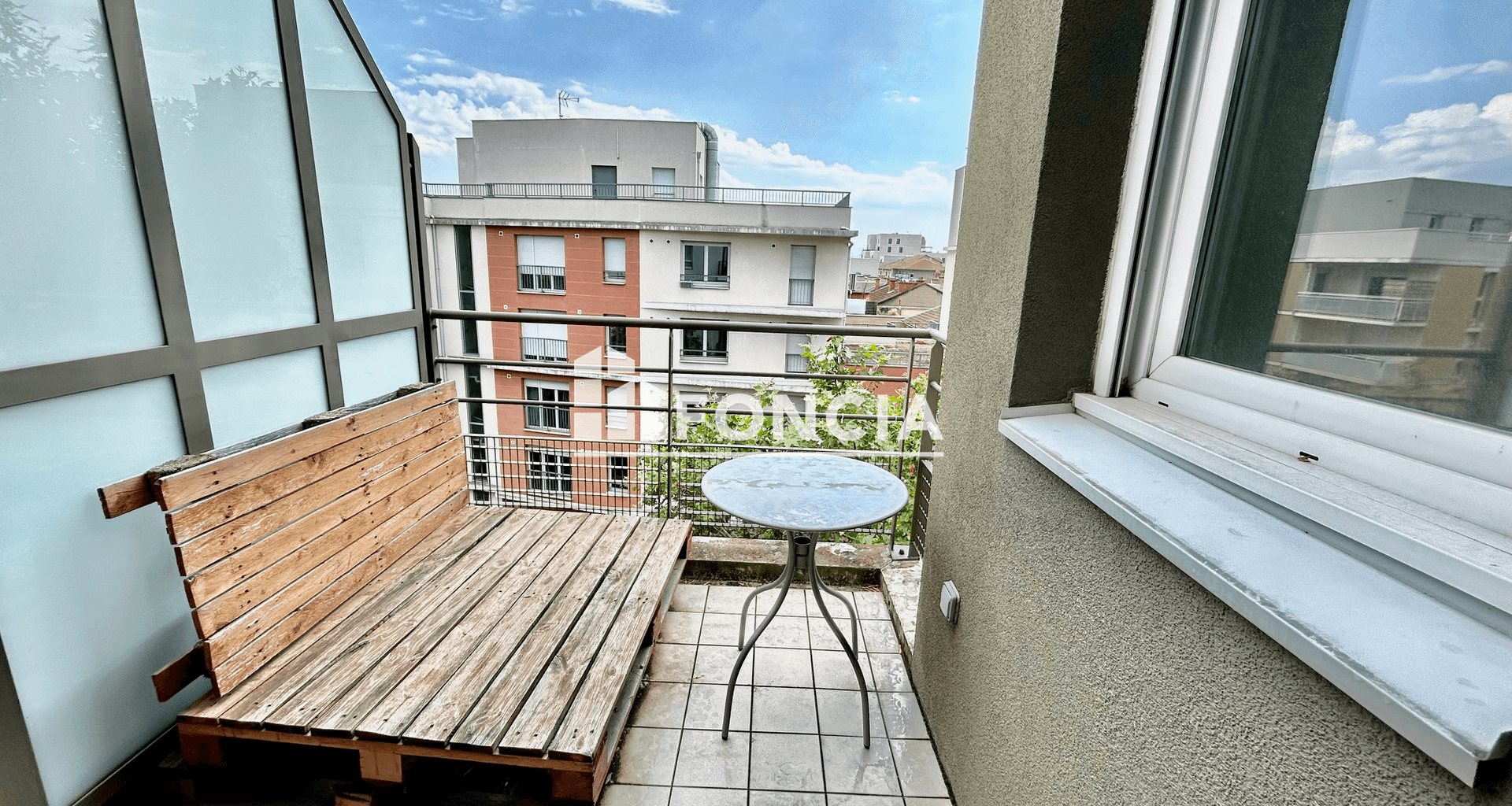 Appartement à louer, 65m², Lyon 8ème