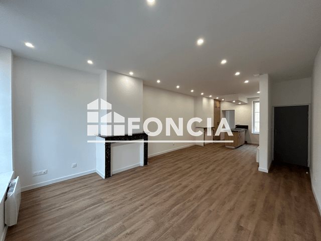 Appartement à louer, 97m², Charleville-Mézières