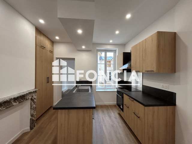 Appartement à louer, 97m², Charleville-Mézières