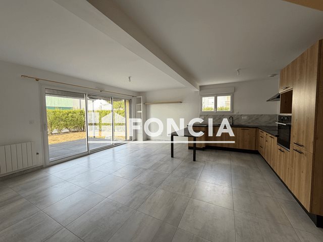 Maison à louer, 87m², Soliers