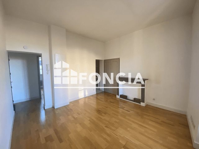 Appartement à louer, 35m², Uzès